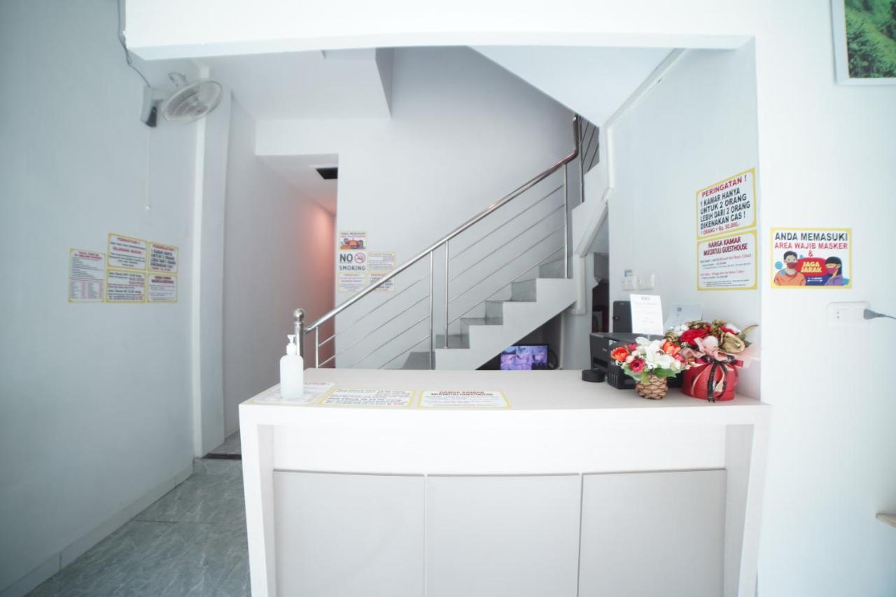 Oyo 90830 Multatuli Guest House Medan Dış mekan fotoğraf