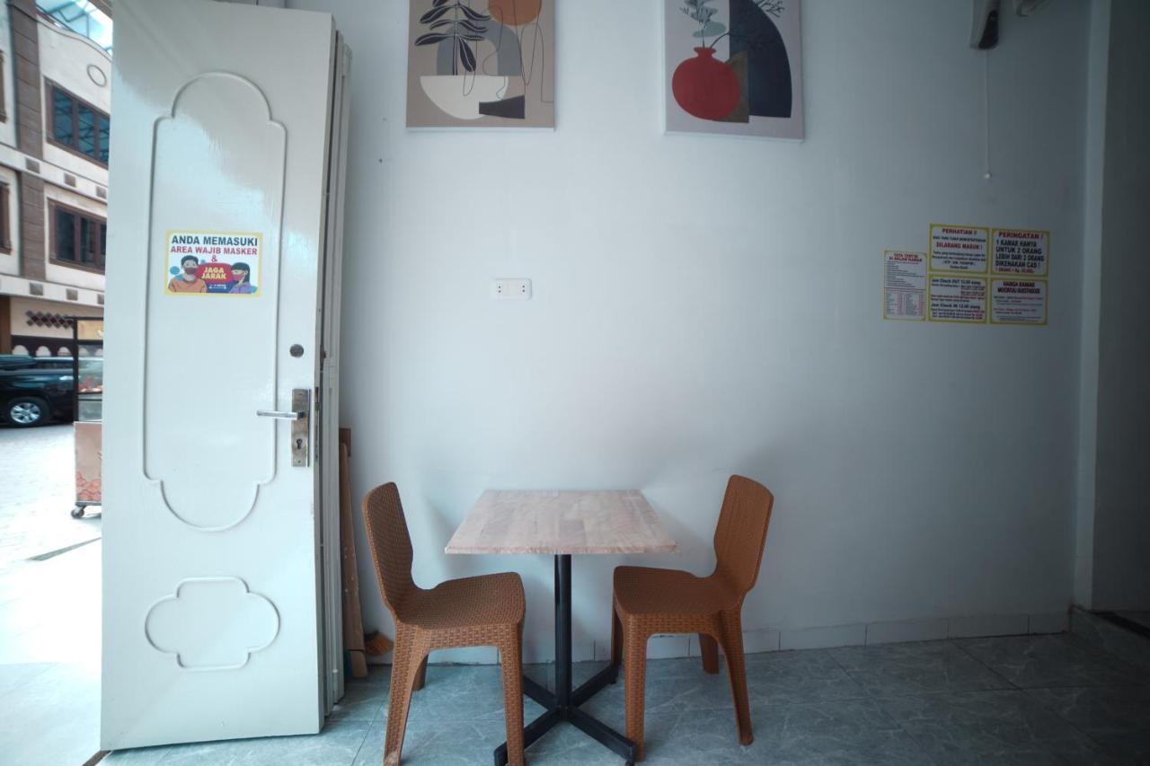 Oyo 90830 Multatuli Guest House Medan Dış mekan fotoğraf
